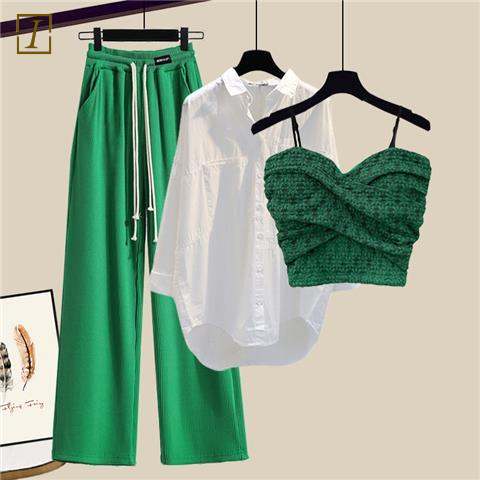 綠色褲子+白色襯衫+綠色背心