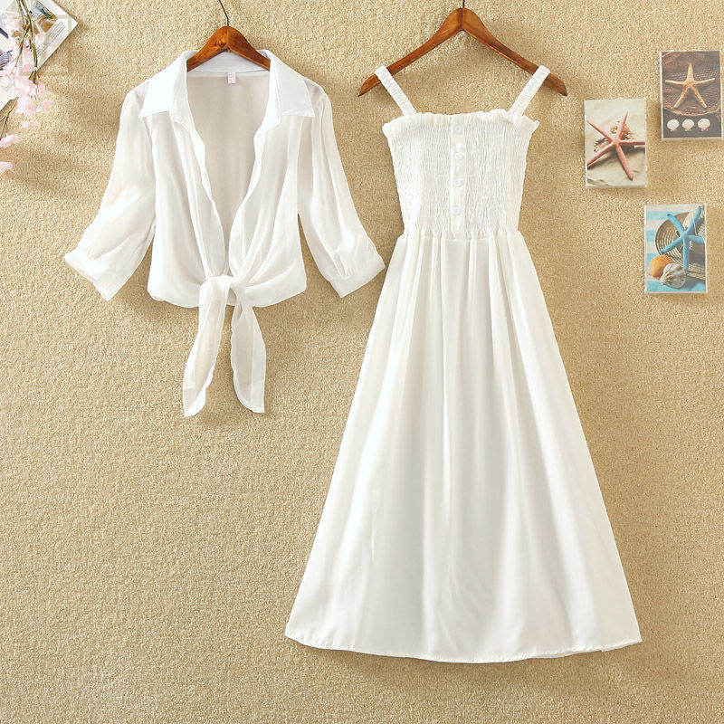 白色洋裝+罩衫