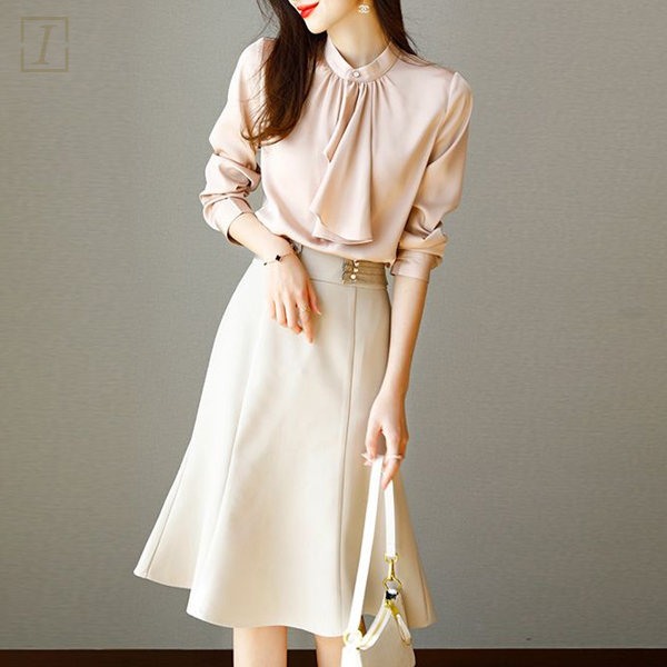 粉色/雪紡衫+杏色/半身裙類