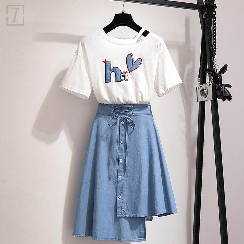 白色/T恤+藍色/裙類